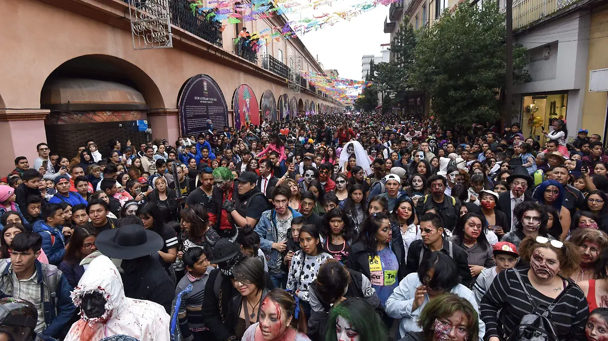 728637_Marcha Zombie Toluca -3_impreso